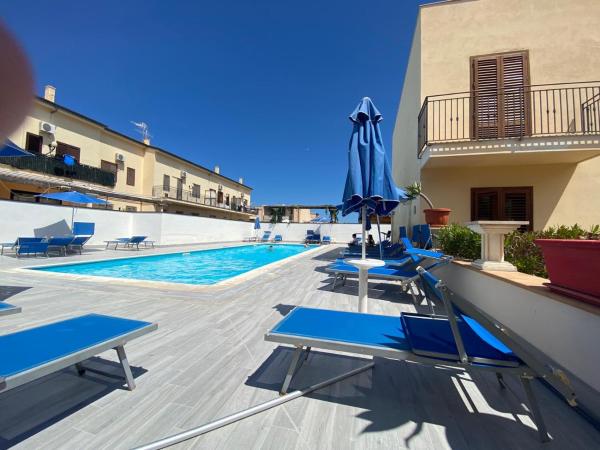 Residence Le Perle Beach, Забронировать  Сан-Вито-Ло-Капо Сицилия