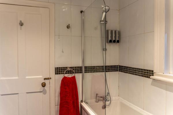 Lodging In Carrickfergus Centre