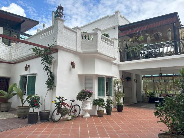 Camellia House, Private bungalow with Swimming Pool, Забронировать  Бентонг Паханг