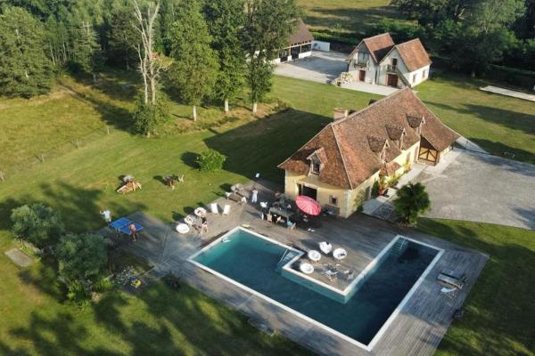 Villa avec piscine en forêt, 2H Paris, 6 Chambres, Забронировать  Нёви-сюр-Баранжон Cher