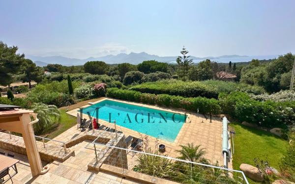 Villa 13 oliviers Couchers de soleil LUMIO, Забронировать  Отели Balagne с бассейном, Бассейн