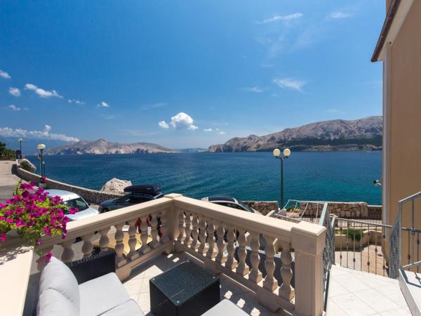 Studio Beach Villa Baška, Забронировать  Башка остров Крк