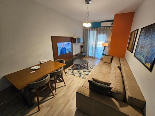 My Apartments Tirane, Забронировать Апартаменты/квартира Отели области Тираны с парковкой, Парковка