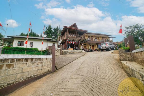 Artana Hotel Pangalengan by My Hospitality, Забронировать  Отели Бандунг-Ветан с парковкой, Парковка