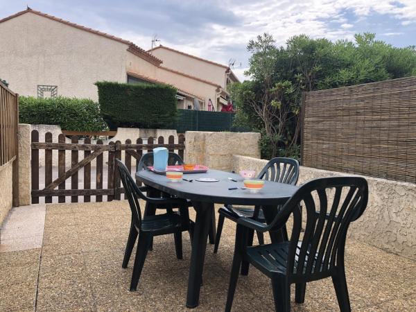 Villa T3 Mezzanine 6P Centre Saint-Cyprien, Proche Plage et Port - FR-1-793-26, Забронировать  Сен-Сиприен Pyrénées-Orientales