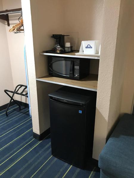 Days Inn by Wyndham Panama City