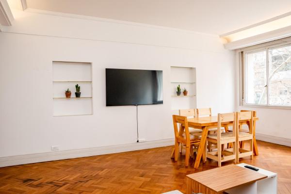 PRIVATE ROOM in a huge multicultural apartment, Забронировать Апартаменты/квартира Буэнос-Айрес провинция Буэнос-Айрес