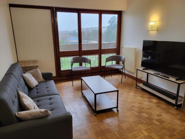Chambre dans meublé tout équipé, Забронировать  Ангулем Charente