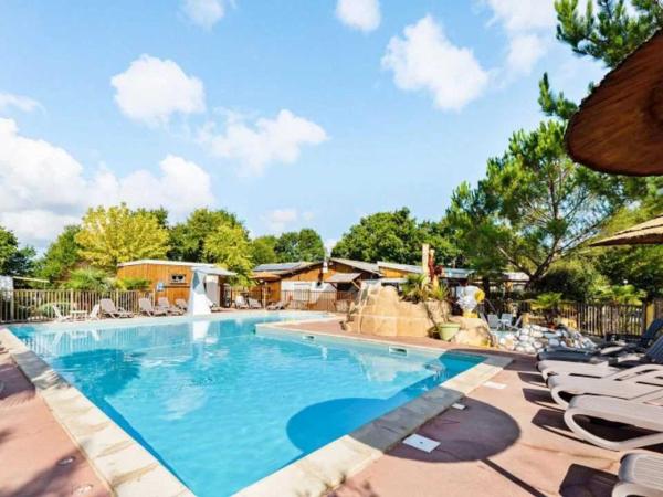 Camping 4 étoiles - Piscine - eehda0, Забронировать  Грейан-Э-Л'Опиталь Medoc