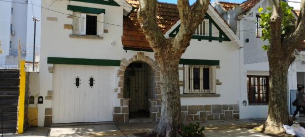 Maui Hostel, Забронировать  Мар-дель-Плата 