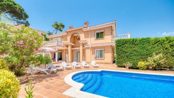 Costacabana - Villa Primavera, Забронировать  Льорет-де-Мар Коста-Брава