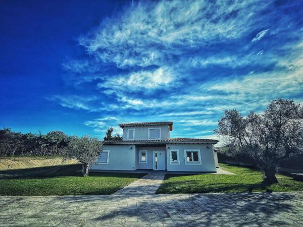 Guest House Montestallone, Забронировать  Формелло Лацио