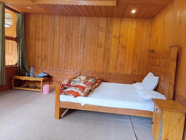 Kashmir Star Guest House & Family Resort, Забронировать  Наран провинция Хайбер-Пахтунхва