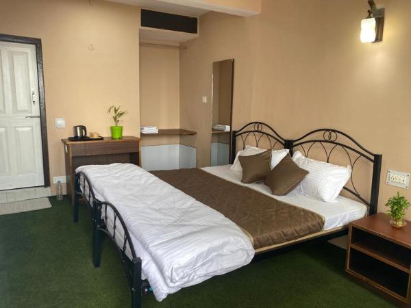 Sri Vrindavan Guest House Pure Veg, Забронировать  Дарджилинг East Zone