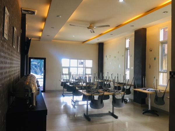 Tanjung Karang Hotel