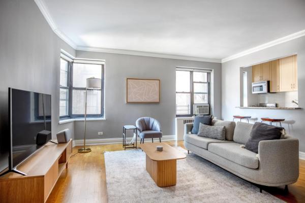 Corner 1BR in W Village w Doorman NYC-157, Забронировать  Нью-Йорк Нью-Йоркская агломерация, рядом с Музей Уитни Американского Искусства