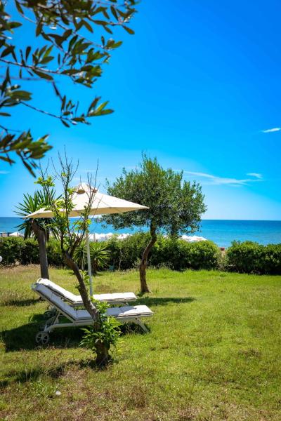 Corfu Dream Holidays Villas Standart, Забронировать  Отели Корфу с парковкой, рядом с Пляж Myrtiotissa, Парковка