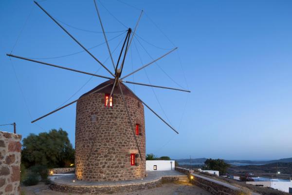 Marketos Traditional Windmill, Забронировать  Трипити Милос