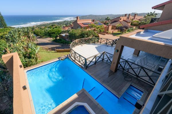 San Lameer Villa 13942 - 5 Bedroom Superior - 12 pax - San Lameer Rental Agency, Забронировать  Отели Durban South Coast с парковкой, Парковка