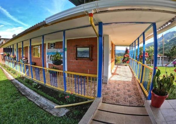 LA RIVERA HOSTERIA CAMPESTRE, Забронировать  Вильямария Caldas
