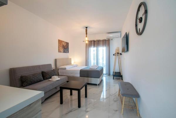 Nikiti Central Suites by Travel Pro Services - Nikiti Halkidiki, Забронировать Отель Никити Ситония