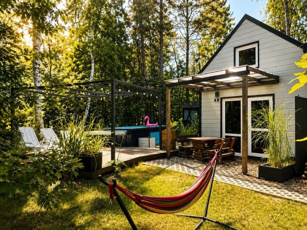 Family Resort, Забронировать  Дзивнув Западно-Поморское воеводство