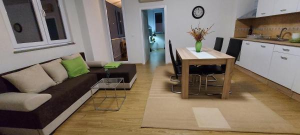 Modern apartments with free parking - Quiet Area near Biljanini izvori - Balcony, Забронировать  Отели Охрид с парковкой, рядом с Пляж Куба-Либре, Парковка