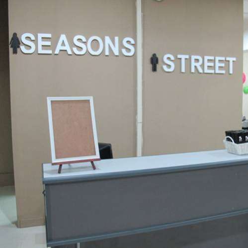 Seasons Street Lodge