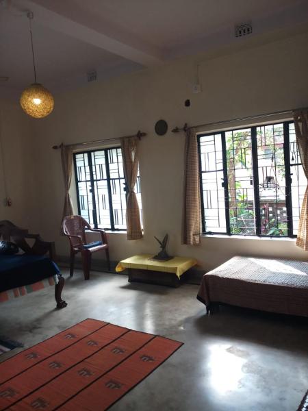 RNR Homestay Santiniketan, Забронировать  Шантиникетан Западная Бенгалия