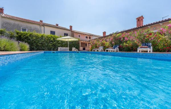 Pool & Sun Villa Rici, Забронировать  Лоборика Pula Riviera