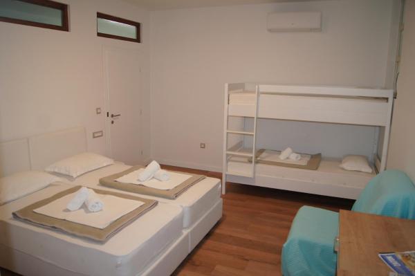 Hostel Stadion - Zadar, Забронировать Хостел Задар Задарска