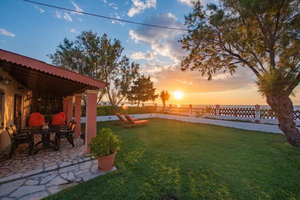 Villa Yiannitsis - Sunset by the Sea, Acharavi Beach, Забронировать  Ахарави Корфу