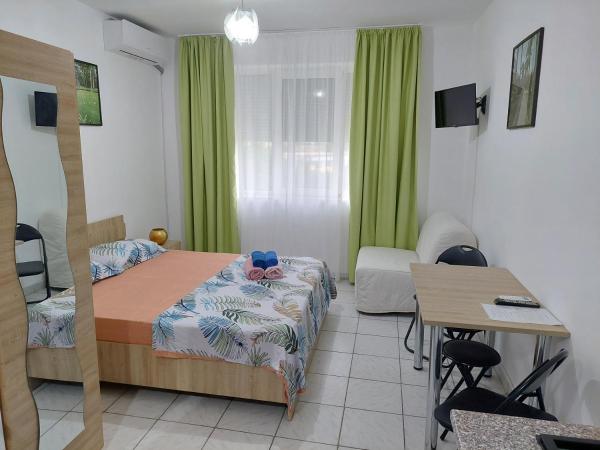 Geo Studios, Забронировать Отель Сатурн Констанца