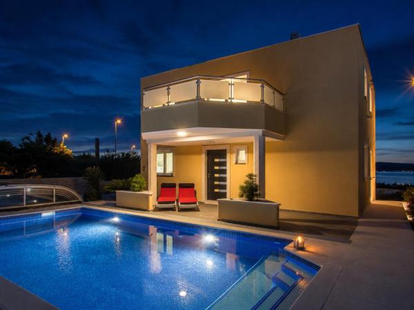 Villa Rocco Private Saltwater Pool Split, Забронировать  Каштела Сплитско-Далматинская жупания