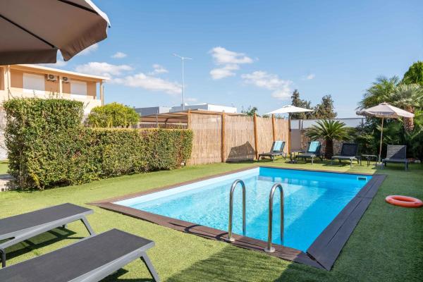 Villa Morea With Pool Near Chania City, Забронировать  Mourniaí Западный Крит