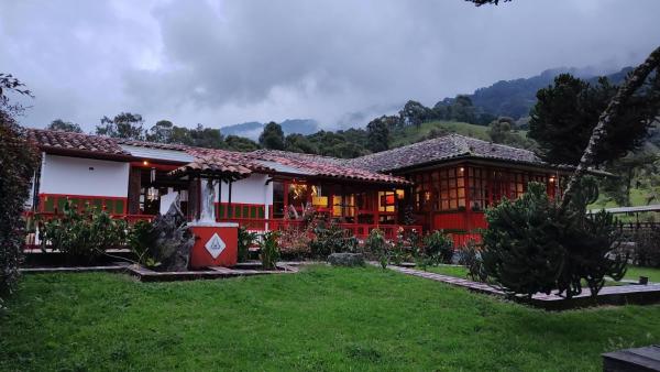 Ecohotel Pinohermoso Reserva Natural, Забронировать  Саленто Quindio