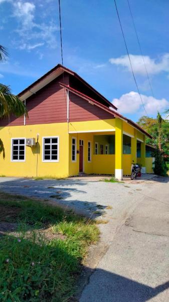 DYANA INN TRANSIT ROOMS