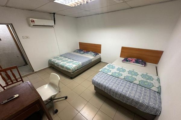 Sha La La Hostel, Забронировать  Отели Федеральной территории Куала-Лумпура с парковкой, Парковка