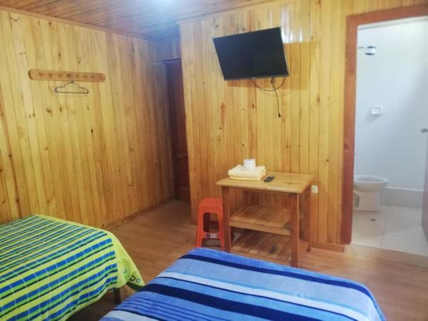 HOSPEDAJE CAMPOS ELÌSEOS