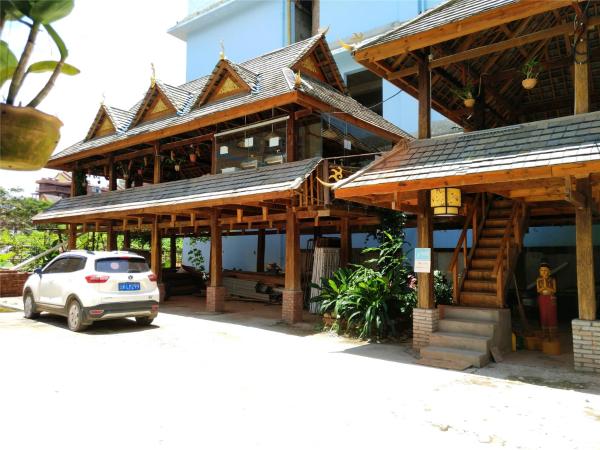 Peacock Princess Hotel