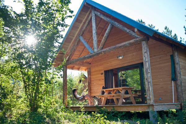 Huttopia Lanmary, Забронировать  Antonne-et-Trigonant 