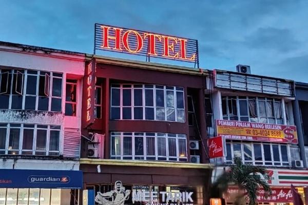 Fast Hotel Idaman Near To IIUM KL, Забронировать  Отели Федеральной территории Куала-Лумпура с парковкой, Парковка