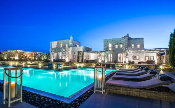 Aelia Paros Beachfront Villas, Забронировать  Хриси-Акти Парос