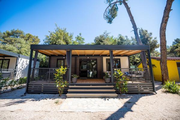Mobile Homes & Bungalows Ljutić, Забронировать  Биоград-на-Мору Задарская жупания