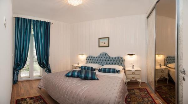 Apartments Tonis, Забронировать Апартаменты/квартира Сплит Сплитско-Далматинская жупания, рядом с People's Square - Pjaca