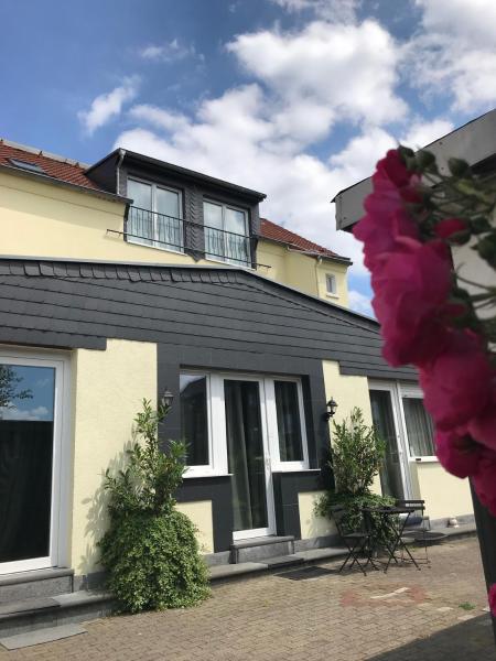 Hochwertige Studio Apartments & Wohnungen ideal für Geschäftsreisende und Monteure in Oberhausen, Забронировать Апартаменты/квартира Оберхаузен Ruhr area