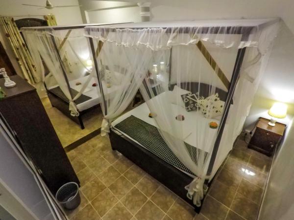 Wijenayakes - Beach Haven Guest House - Galle Fort