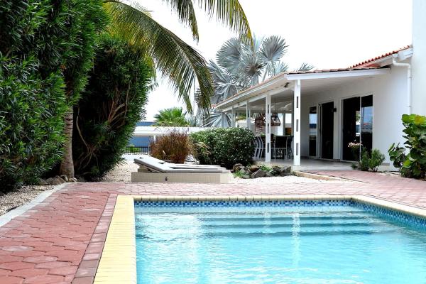 Tropical villa Curoyal near the beach