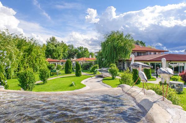 Yaev Family Hotel, Забронировать  Карлово Пловдив
