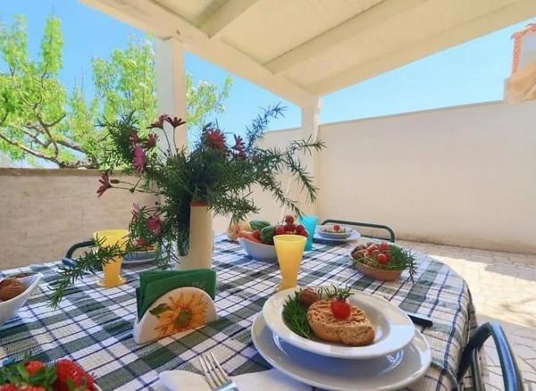 Villa Maria - Mare & Relax a Santa Maria di Leuca, Забронировать  Отели Санта Мария ди Леука с парковкой, Парковка